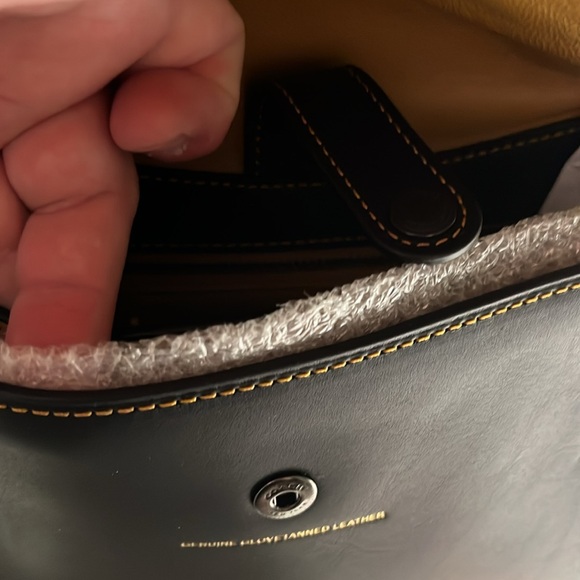 NWT Coach Tea Rose Saddle Bag 23 - Picture 6 of 6